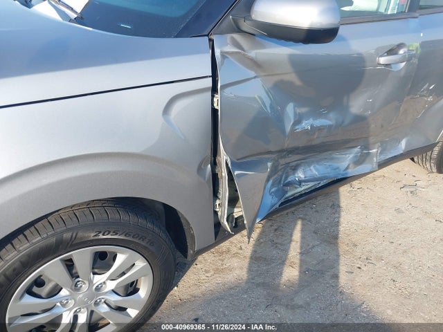 KIA SOUL LX 2022 KNDJ23AU3N7801683 Image 6