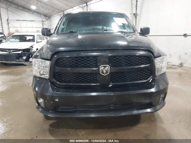 RAM 1500 Express  4x4 6'4 Box 2018 1C6RR7FT1JS348507 Image 12