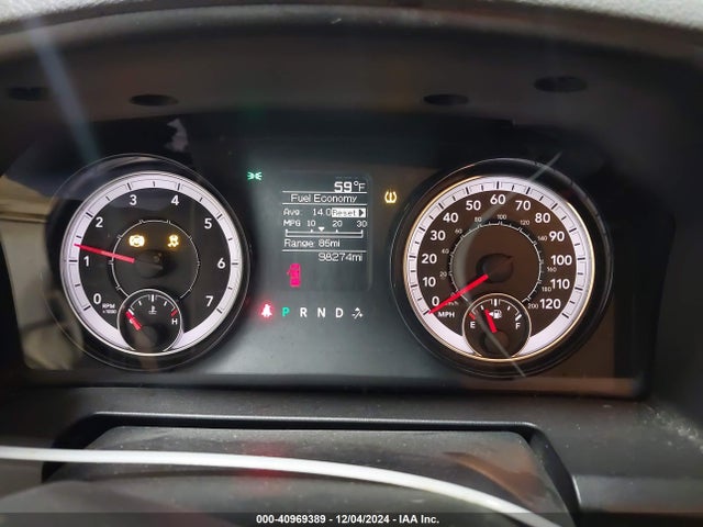 RAM 1500 Express  4x4 6'4 Box 2018 1C6RR7FT1JS348507 Image 7