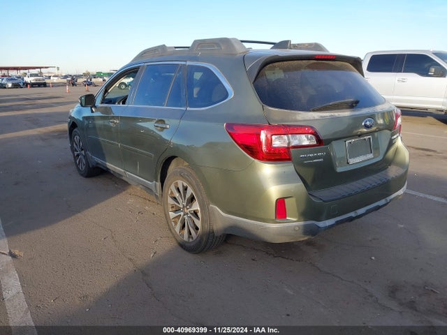 Subaru Outback 2.5i Limited 2017 4S4BSANC8H3304582 Image 3