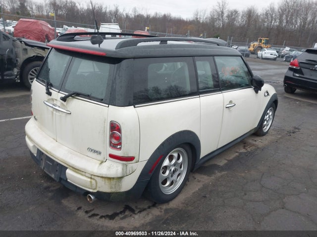 2012 MINI COOPER CLUBMAN WMWZF3C58CT190029 Photo 3