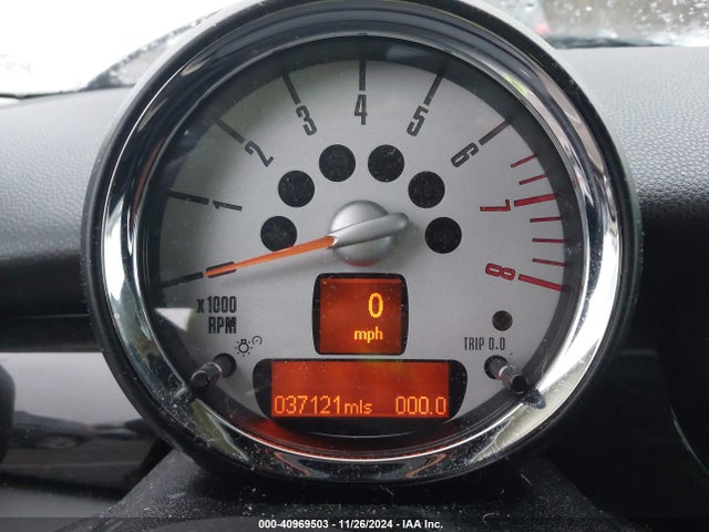 2012 MINI COOPER CLUBMAN WMWZF3C58CT190029 Photo 6