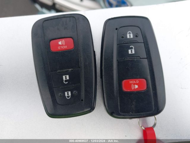 JTDKARFU1H3037105 Toyota Prius