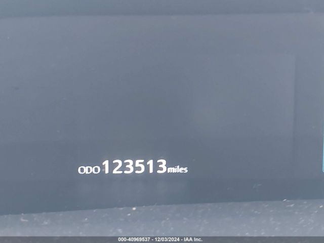 JTDKARFU1H3037105 Toyota Prius