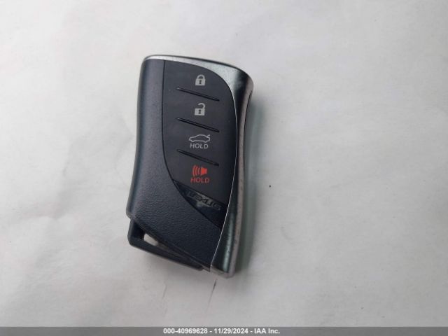 58ADA1C11NU013952 Lexus ES 300H