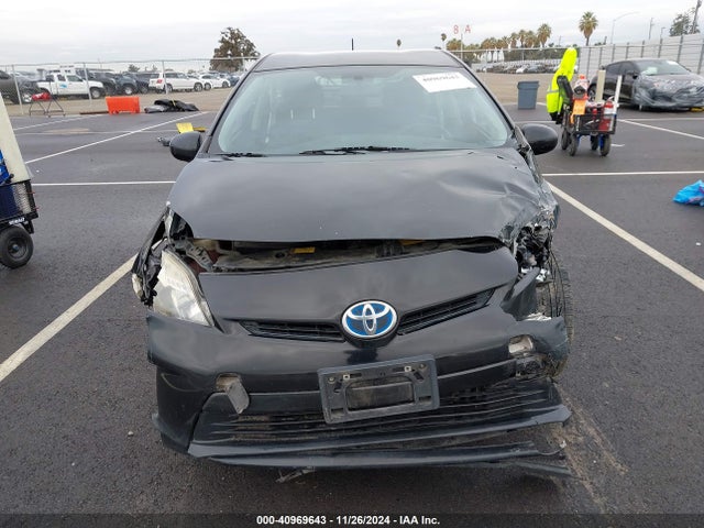 Toyota Prius Two 2014 JTDKN3DU9E0381105 Image 12