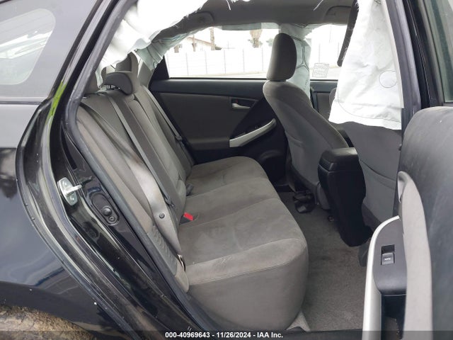 Toyota Prius Two 2014 JTDKN3DU9E0381105 Image 8