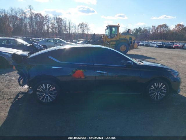 1N4BL4DW3PN409831 Nissan Altima Sv Intelligent Awd