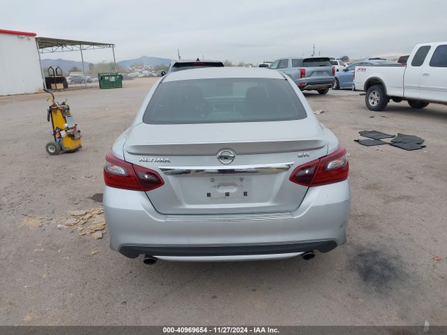 Nissan Altima 2.5 Sr 2017 1N4AL3AP5HN323148 Image 17
