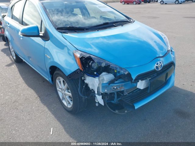 JTDKDTB37F1114005 Toyota Prius C Four