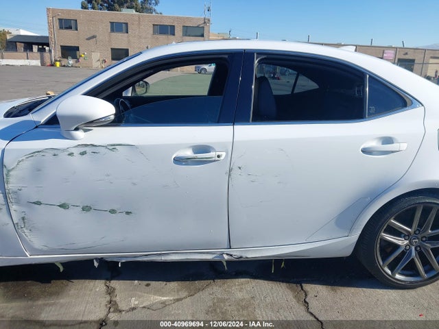 Lexus IS 350 2017 JTHBE1D21H5029452 Image 14