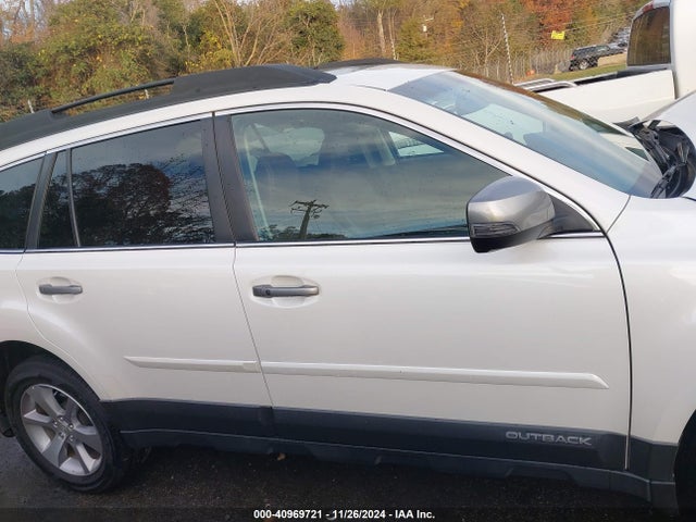 4S4BRCPC9E3280227 Subaru Outback 2.5i Limited