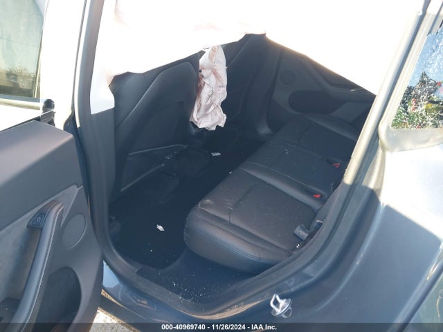 2023 TESLA MODEL Y 7SAYGDEE9PA208674 Photo 7
