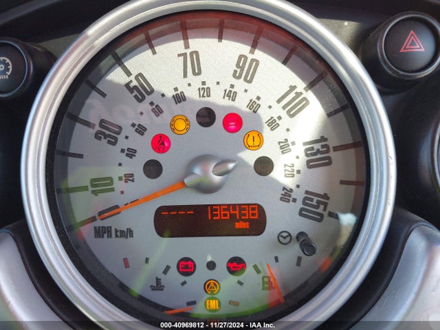 2006 MINI COOPER S WMWRE33516TN27633 Photo 6