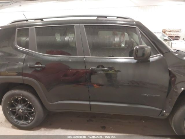 ZACCJBBB8HPG36482 Jeep Renegade Latitude 4x4