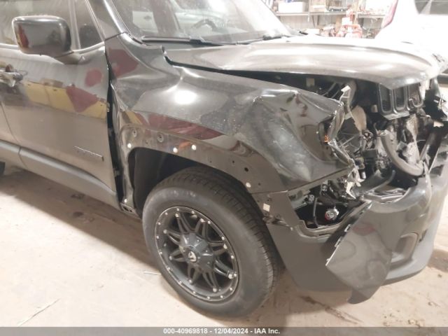 ZACCJBBB8HPG36482 Jeep Renegade Latitude 4x4