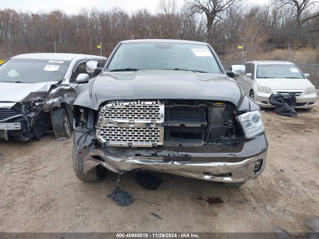 1C6RR7NT2HS743694 RAM 1500 Laramie  4x4 5'7 Box