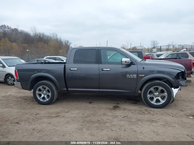 1C6RR7NT2HS743694 RAM 1500 Laramie  4x4 5'7 Box