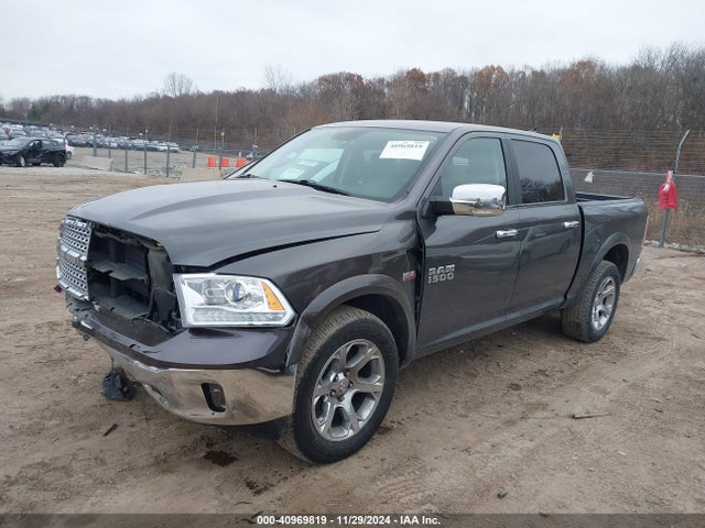 1C6RR7NT2HS743694 RAM 1500 Laramie  4x4 5'7 Box