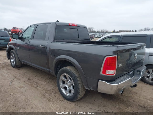 1C6RR7NT2HS743694 RAM 1500 Laramie  4x4 5'7 Box