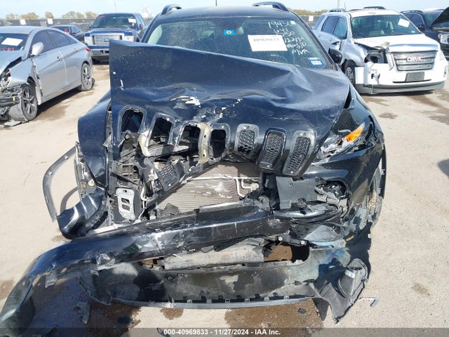 Jeep Cherokee Latitude Fwd 2018 1C4PJLCB3JD556937 Image 6