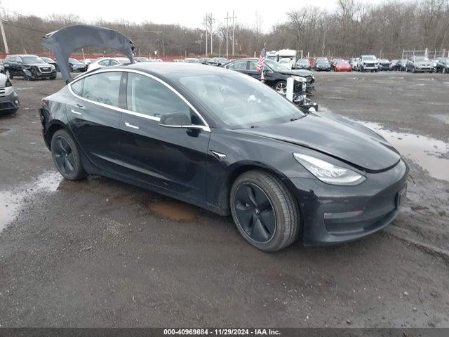 2018 TESLA MODEL 3 5YJ3E1EB7JF070483 Photo 0