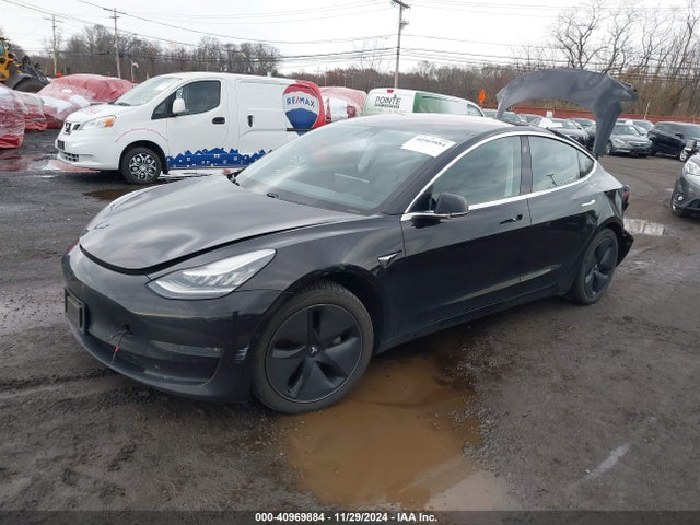 2018 TESLA MODEL 3 5YJ3E1EB7JF070483 Photo 1