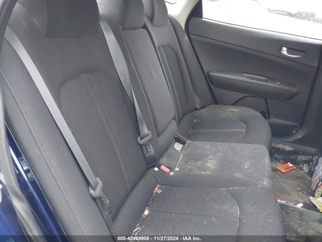 5XXGT4L31KG281181 KIA Optima Lx