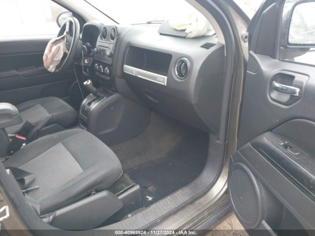 1C4NJDBBXGD521545 Jeep Compass Sport