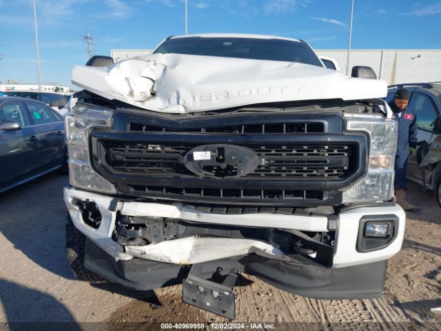 1FT7W2BN7NEG01384 Ford F-250 Xlt