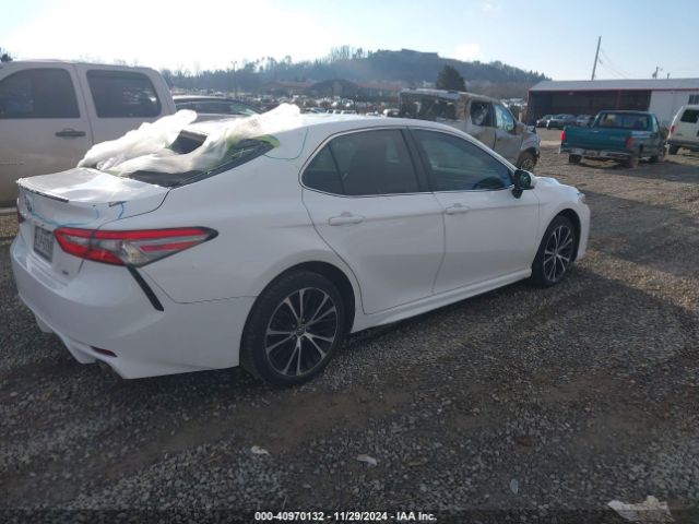 4T1B11HK5JU151214 Toyota CAMRY SE