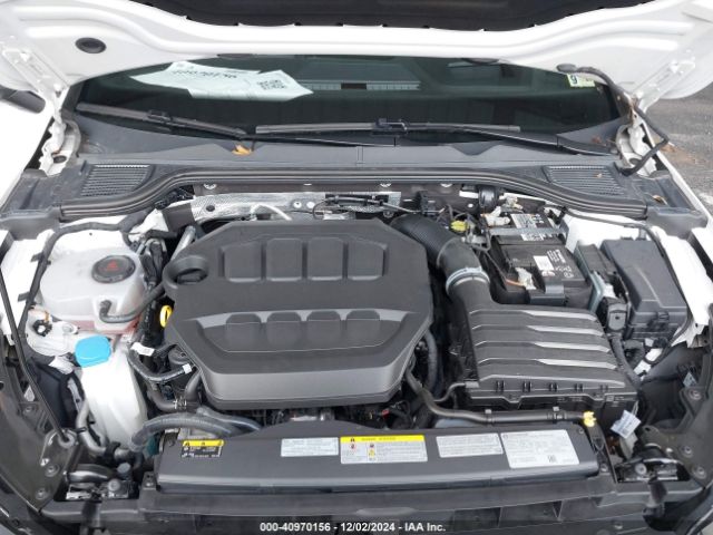 2022 VOLKSWAGEN GOLF R WVWFB7CD7NW127246 Photo 9