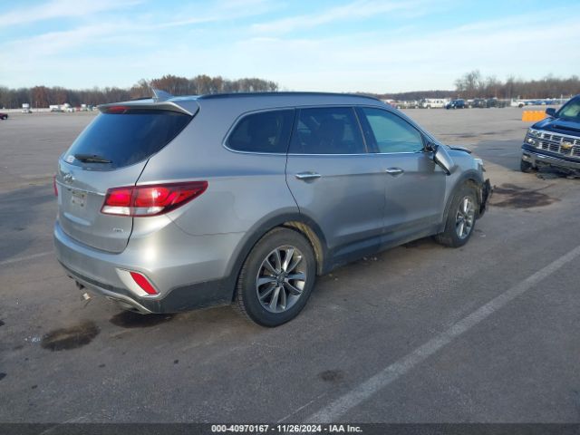 KM8SMDHF4HU195971 Hyundai Santa Fe Se