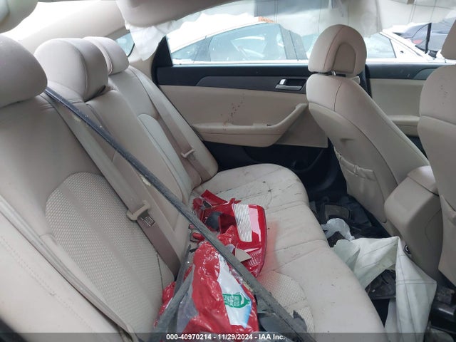 Hyundai SONATA SE 2016 5NPE24AFXGH263135 Image 8