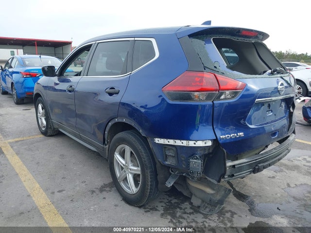 Nissan ROGUE S 2018 5N1AT2MT3JC746000 Image 3