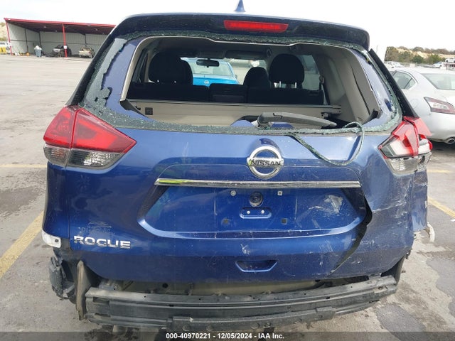 Nissan ROGUE S 2018 5N1AT2MT3JC746000 Image 6