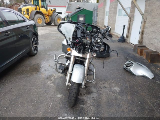 2014 HARLEY-DAVIDSON FLHX 1HD1KBM19EB666846 Photo 4