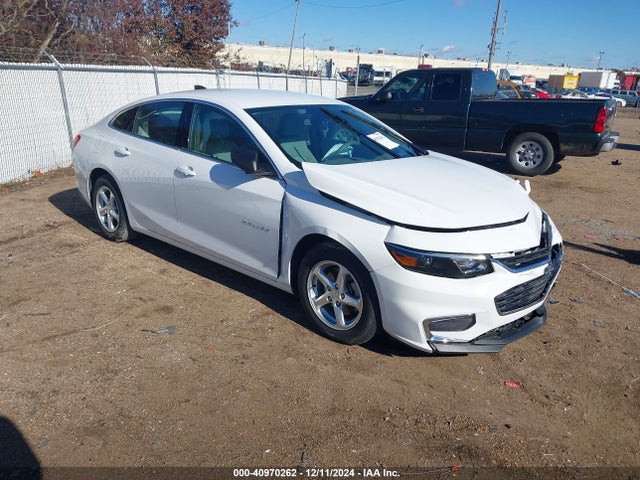 2017 1G1ZB5ST8HF239321 main image