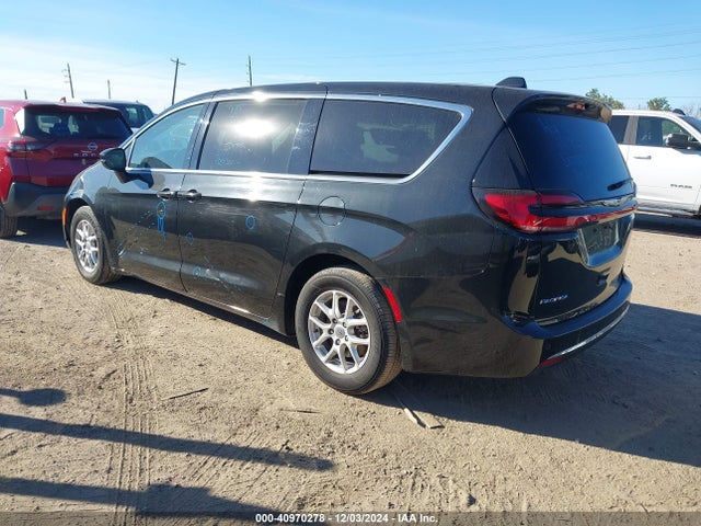 Chrysler Pacifica Touring L 2023 2C4RC1BG4PR591450 Image 3