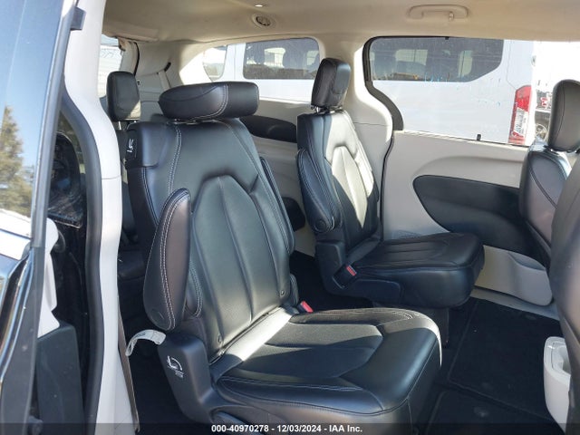 Chrysler Pacifica Touring L 2023 2C4RC1BG4PR591450 Image 8