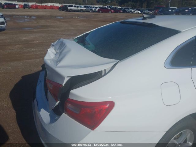 1G1ZB5ST0LF000032 Chevrolet Malibu Fwd Ls