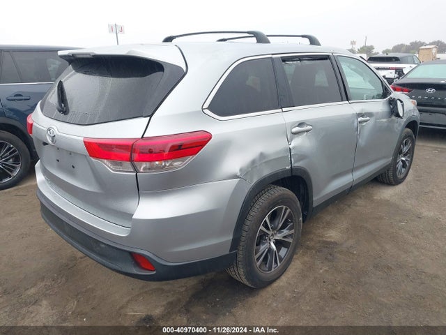 5TDZZRFH0KS361985 Toyota Highlander Le
