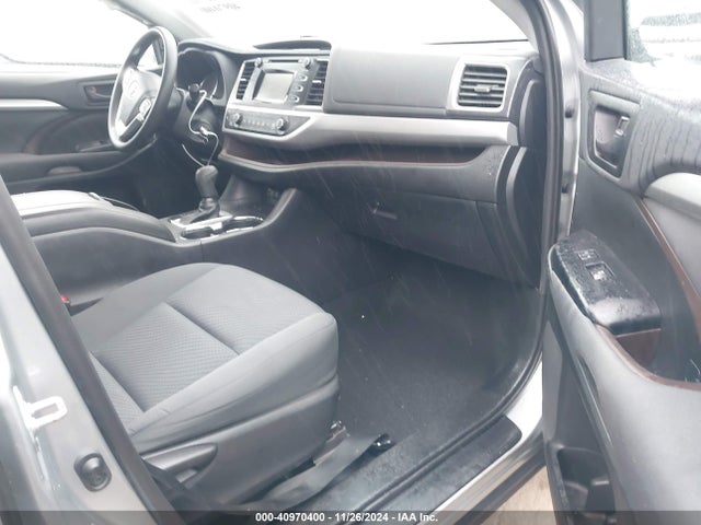 5TDZZRFH0KS361985 Toyota Highlander Le