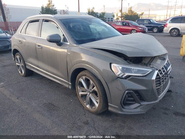 2019 AUDI Q3 WA1EECF30K1070082