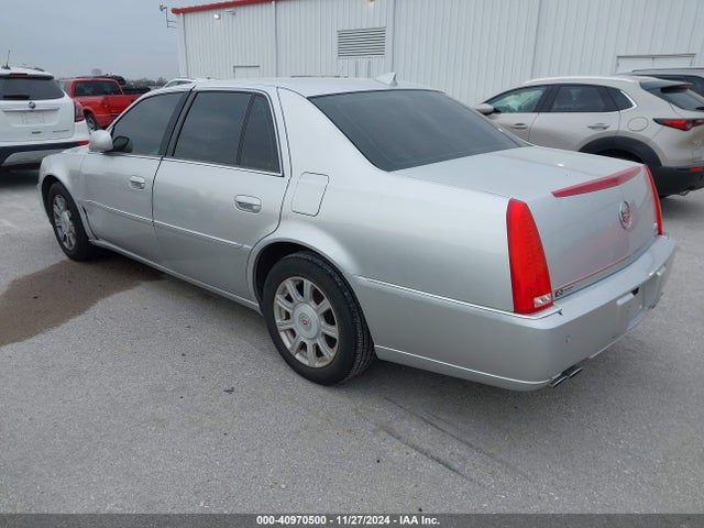 2009 CADILLAC DTS 1G6KD57Y09U113140 Photo 2