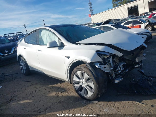 2023 TESLA MODEL Y 7SAYGDEE3PA130666 Photo 0