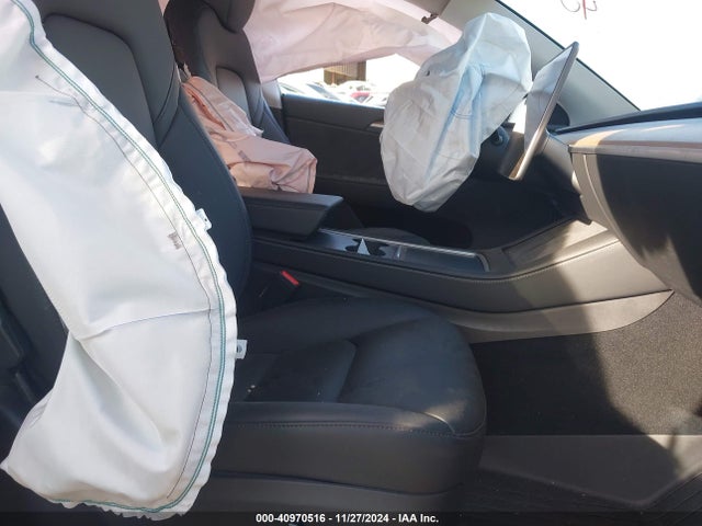 2023 TESLA MODEL Y 7SAYGDEE3PA130666 Photo 4