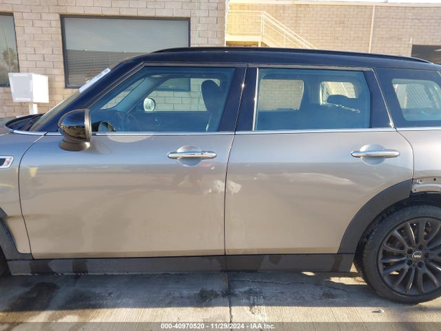 Mini Clubman Cooper 2016 WMWLN5C51G2E06984 Image 15