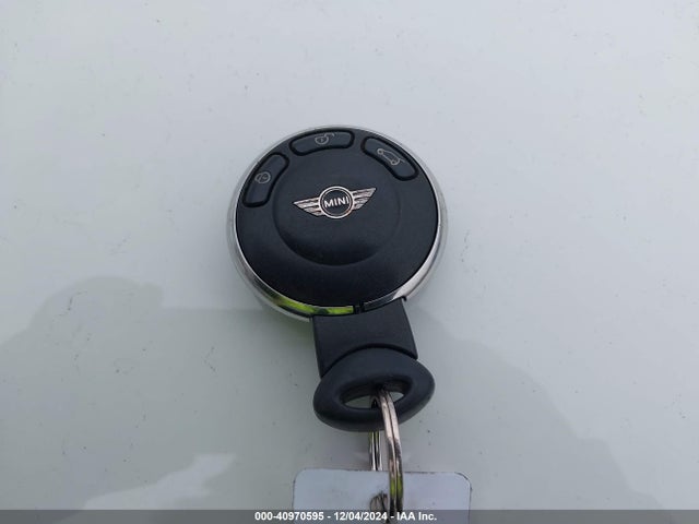 2011 MINI COOPER S CLUBMAN WMWZG3C52BTY36760 Photo 10