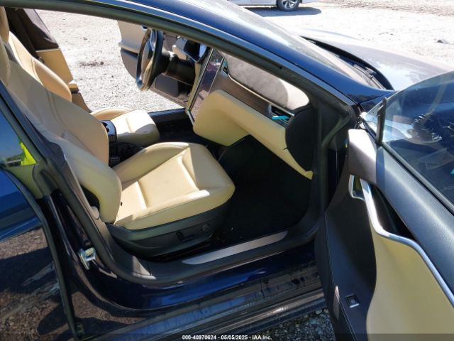 5YJSA4H47FF083005 Tesla Model S 85d/p85d